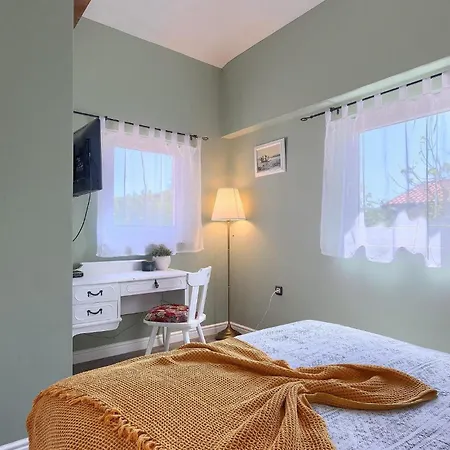 Holiday home Krasna Kuca *