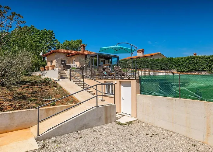 Krasna Kuca Hébergement de vacances *